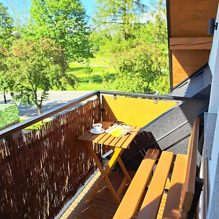 Przy Szlaku Centrum & Homestay *